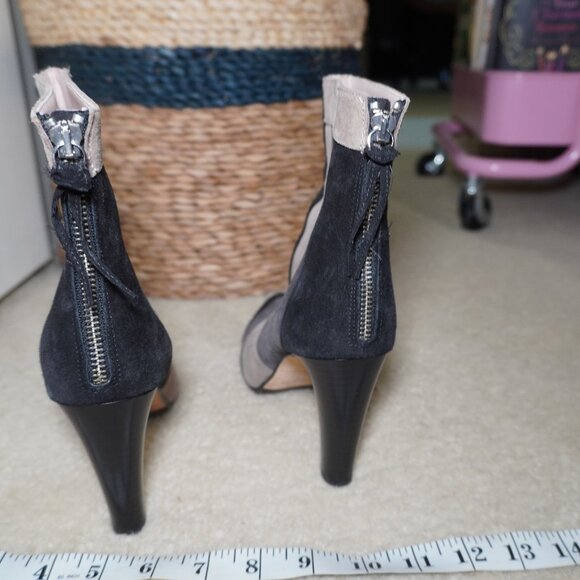 Cavallini Womens Color Block Heeled Suede Ankle Boots Size Eur 38 US 7.5 - Picture 4 of 9